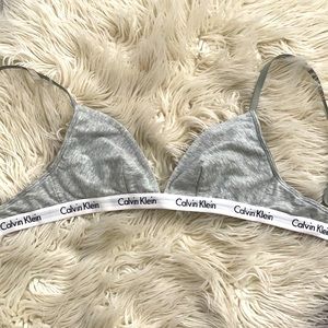 Calvin Klein Comfy Sleep Lounge Bra - grey